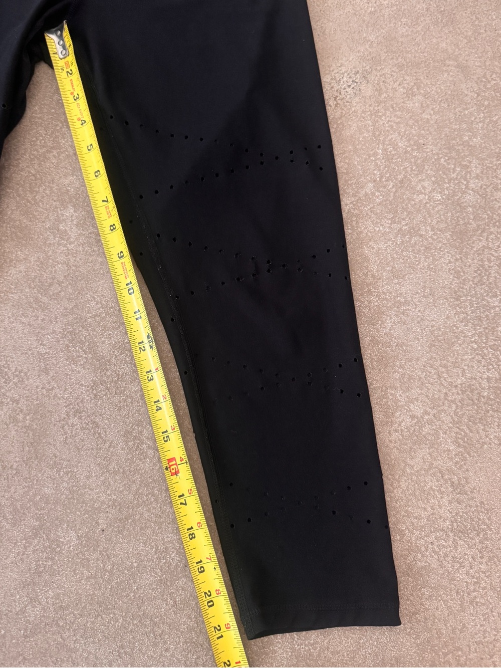 RBX High Rise Laser Cut Geometric Capri Leggings Black Large - Picture 9 of 11
